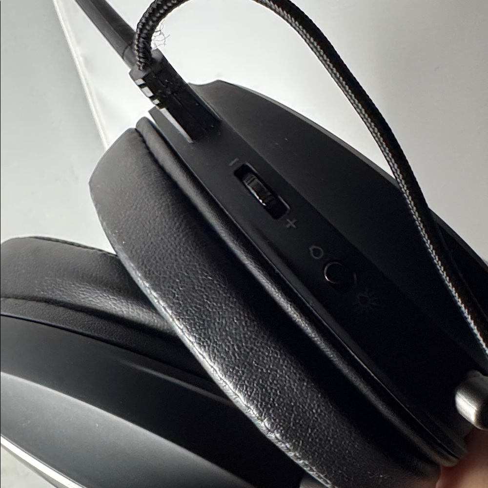 ASUS ROG Delta S Gaming Headset with USB-C
Gaming headphones - Picture 5 of 7
